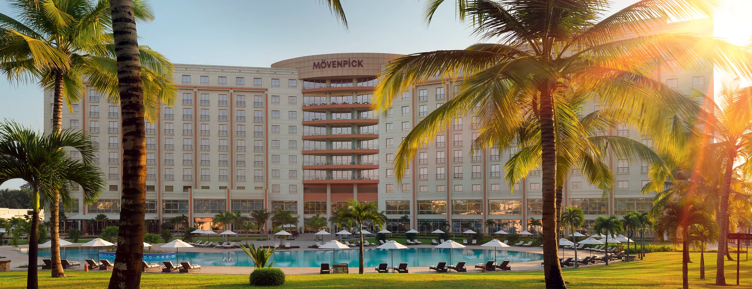Mövenpick Ambassador Hotel